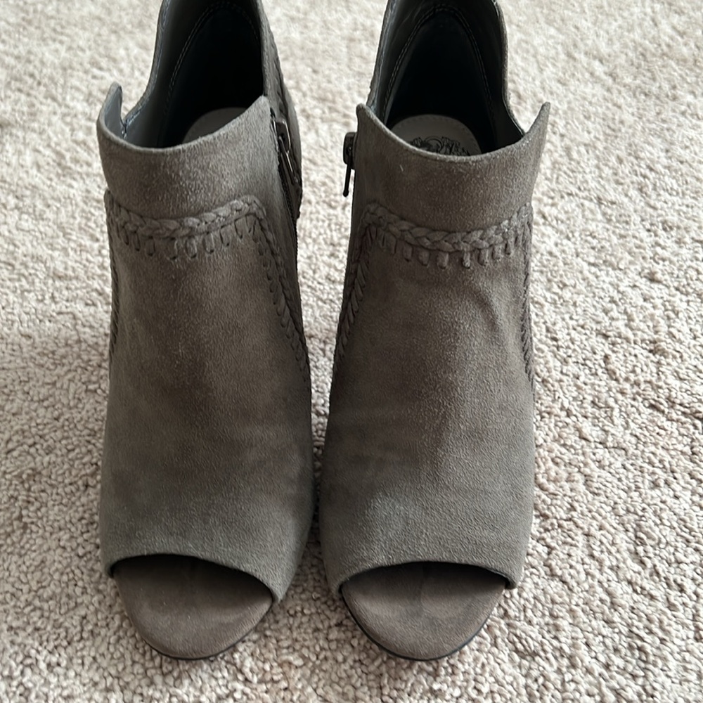 Vince camuto open toe booties - Picture 2 of 9